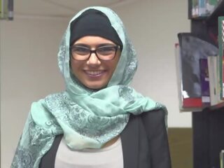 MIA KHALFIA - Arab honey Strips Naked In A Library Just For You