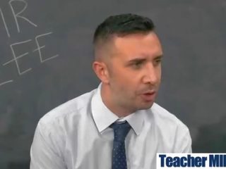 Gambar/video porno vulgar xxx klip dengan (august ames) tetek besar guru sibuk dengan pelajar johnson clip-04